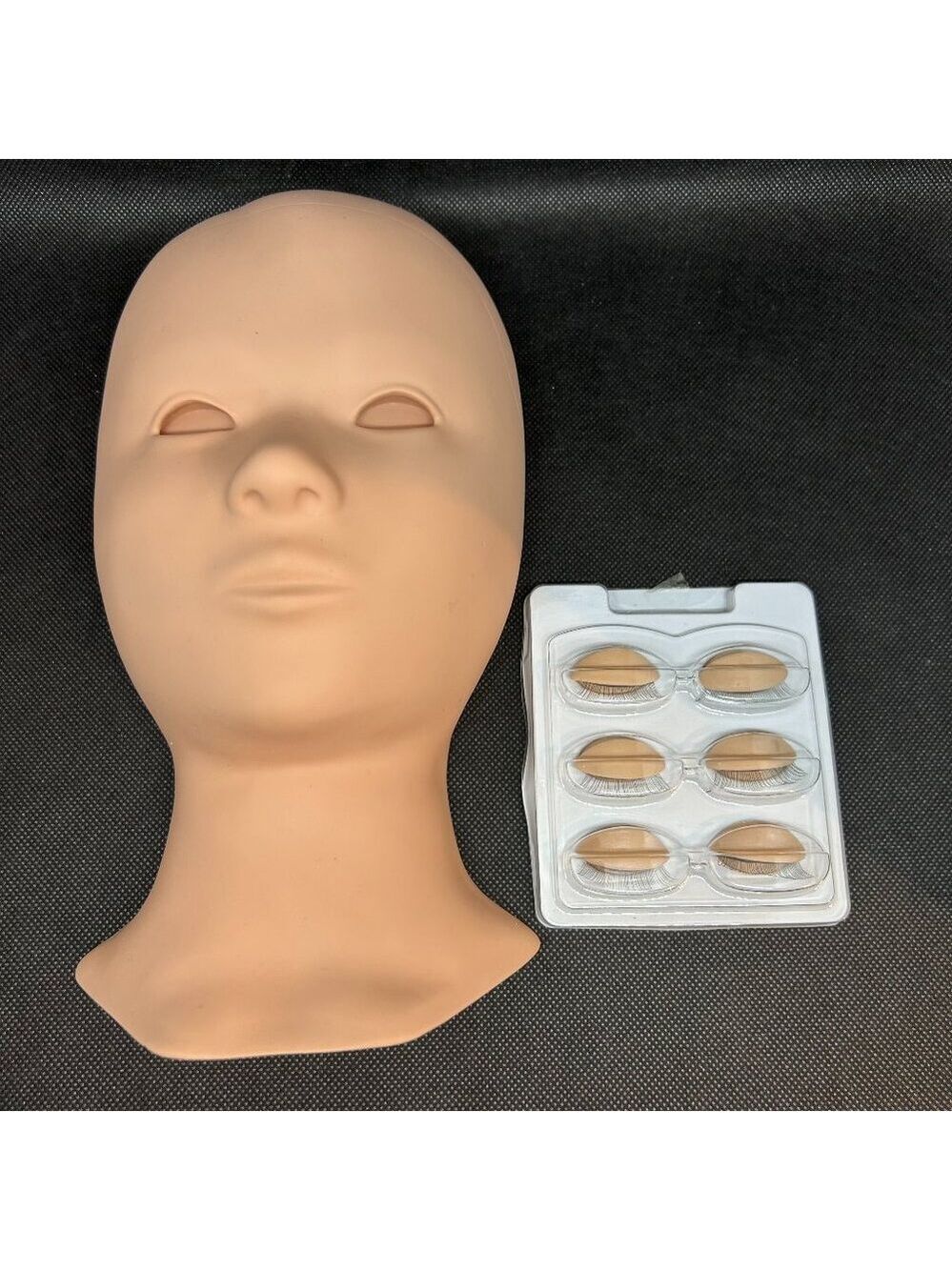 New with tags Eyelash training mannequin w/ 6 removable eyelids